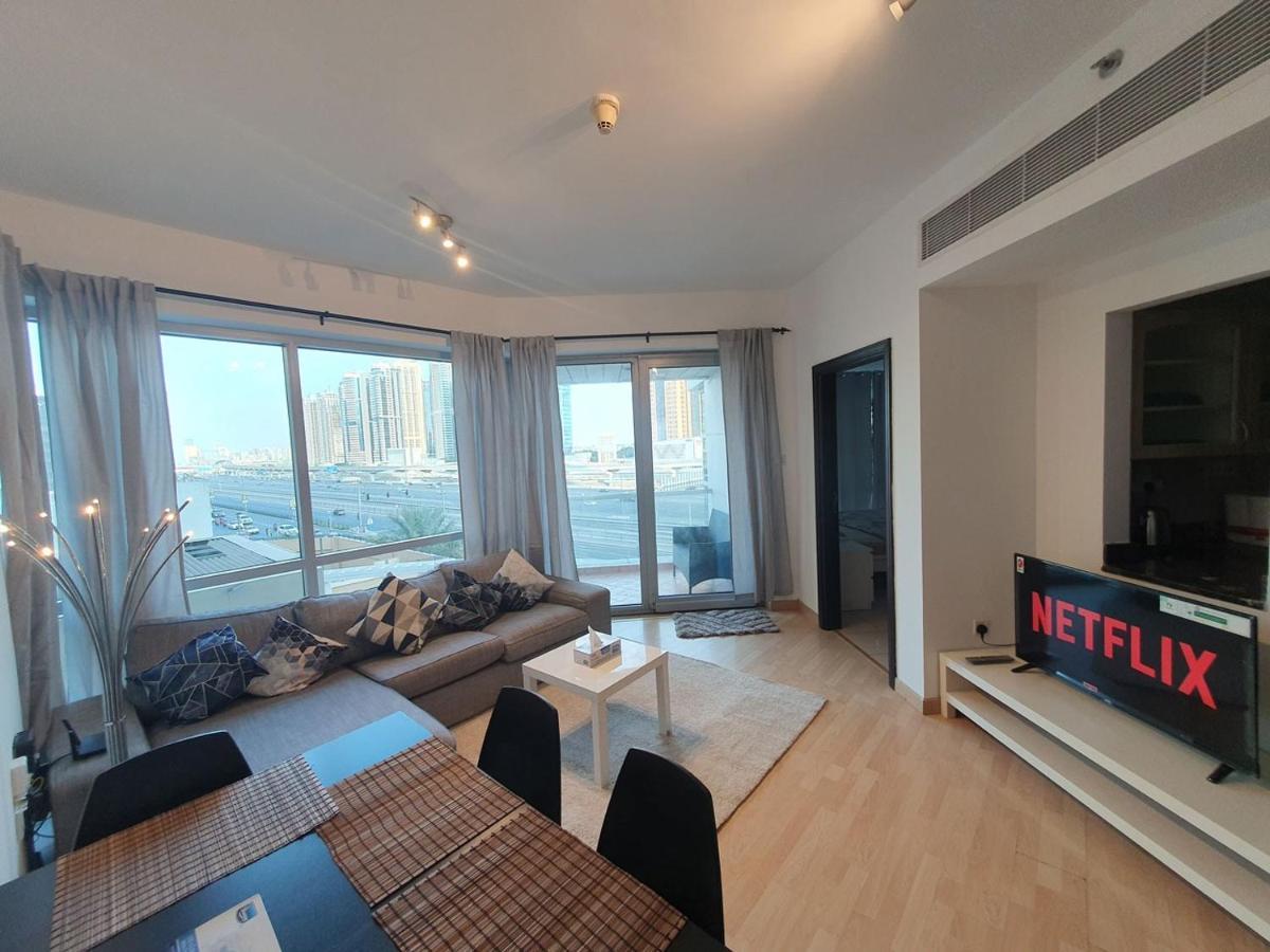 La Riviera Apartment Дубай Екстериор снимка