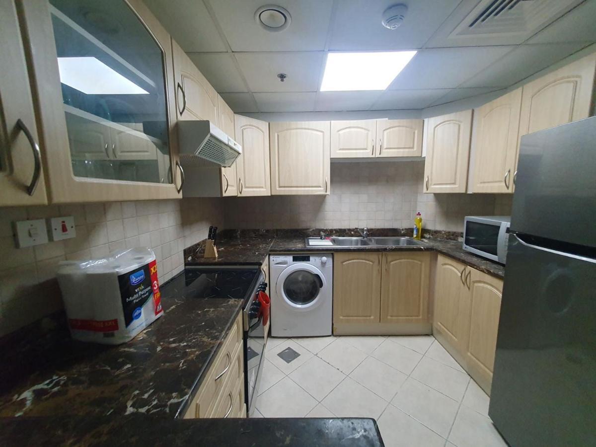 La Riviera Apartment Дубай Екстериор снимка